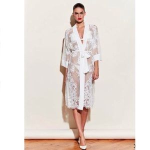 Fleur du mal lace robe